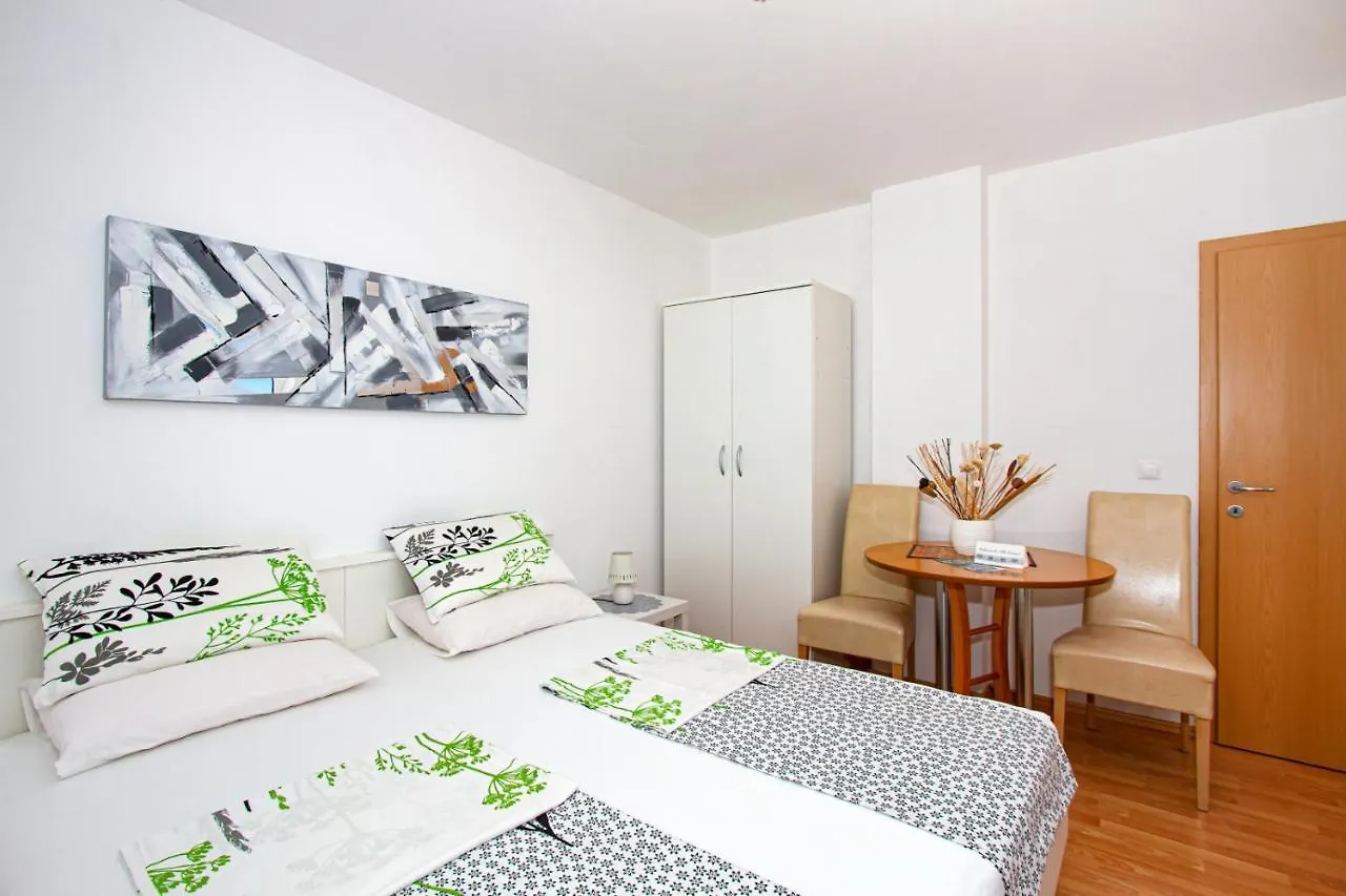 Villa Bianca Trogir Kroatien