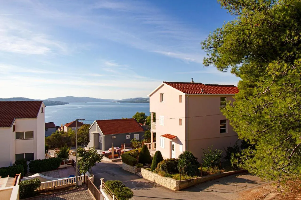 Villa Bianca Trogir Apartment