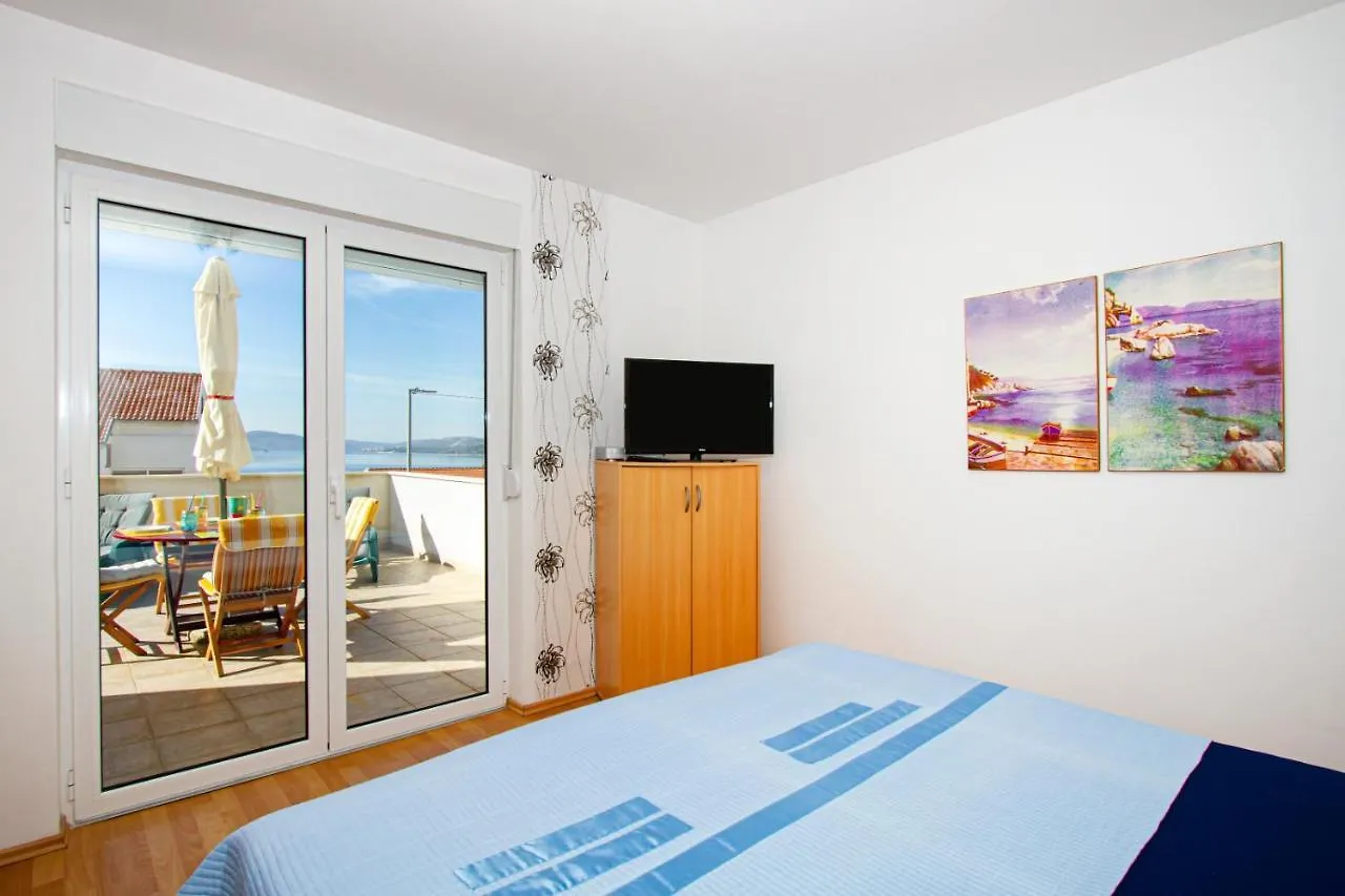 Apartment Villa Bianca Trogir Kroatien